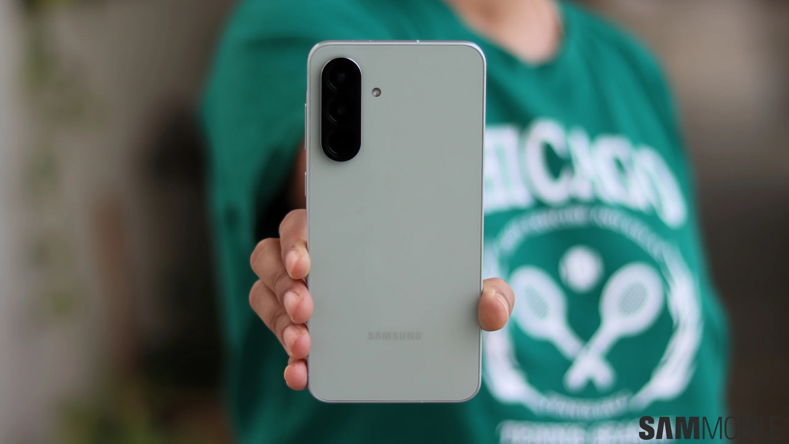Galaxy a56 review design 4.webp