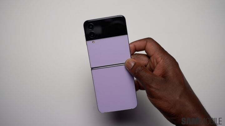 „Galaxy Z Flip 4: Globális biztonsági frissítés 2025 márciusára”