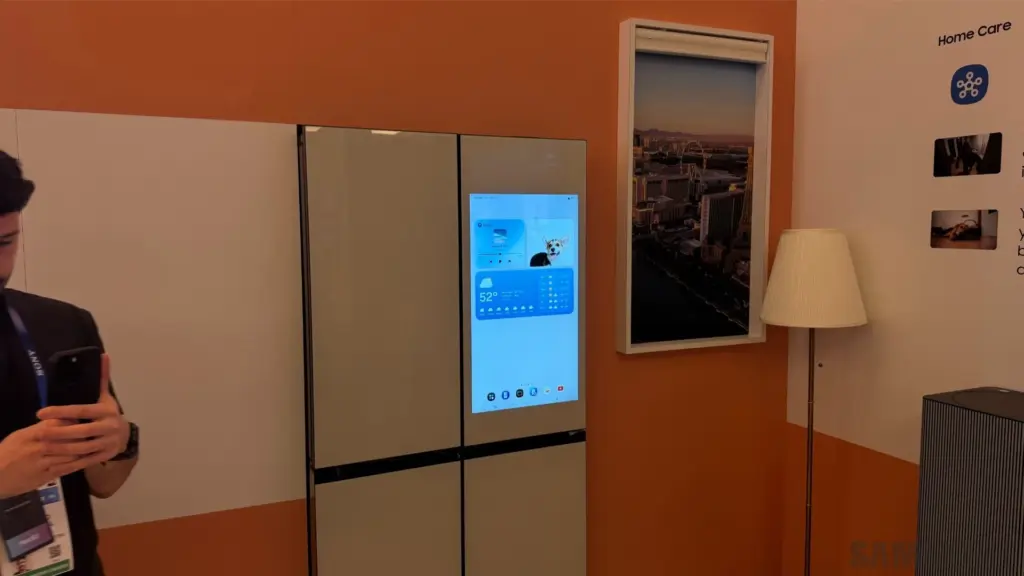 Samsung 4 door flex refrigerator with ai family hub ces 2025.webp