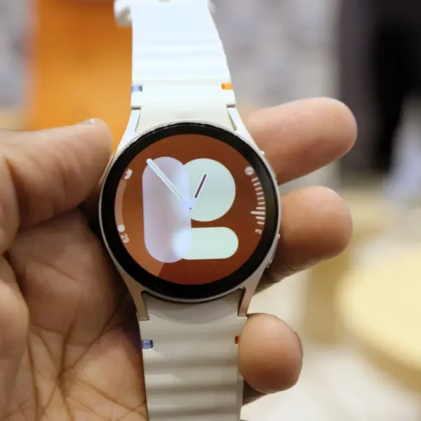 Galaxy Watch 7 második One UI 8 Watch béta frissítést kap