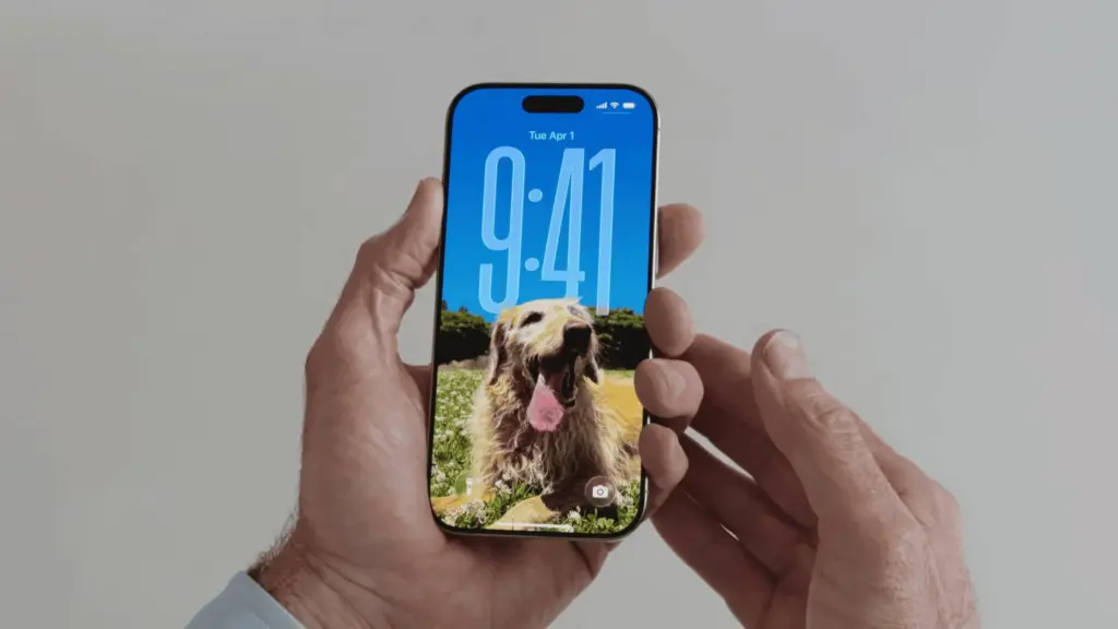 New iphone lockscreen ios 26 scaled.webp