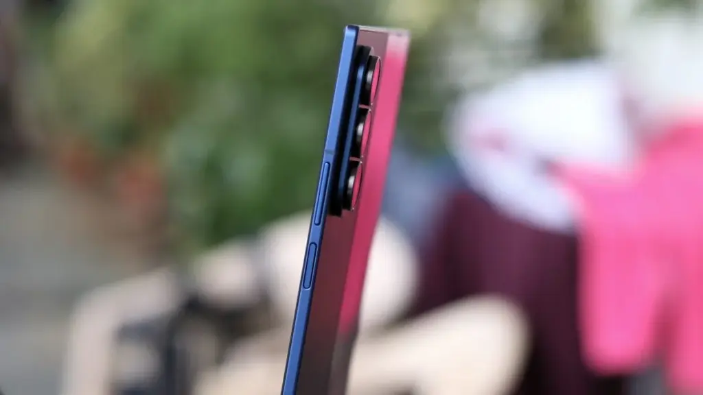 Galaxy z fold 7 camera bump.webp