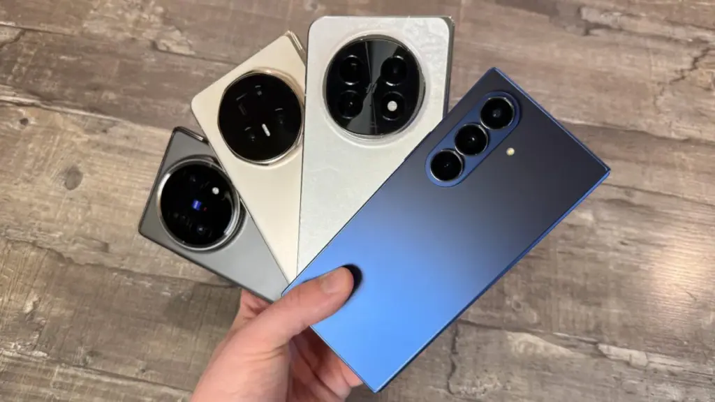 Samsung galaxy z fold 7 comparison honor vivo oppo 3.webp