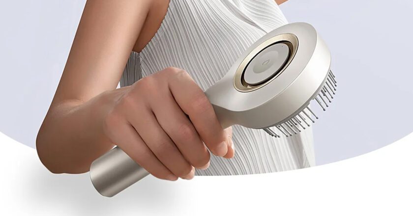 A Xiaomi bemutatja a Mijia okos fejmasszírozó fésűt 70 dollárért