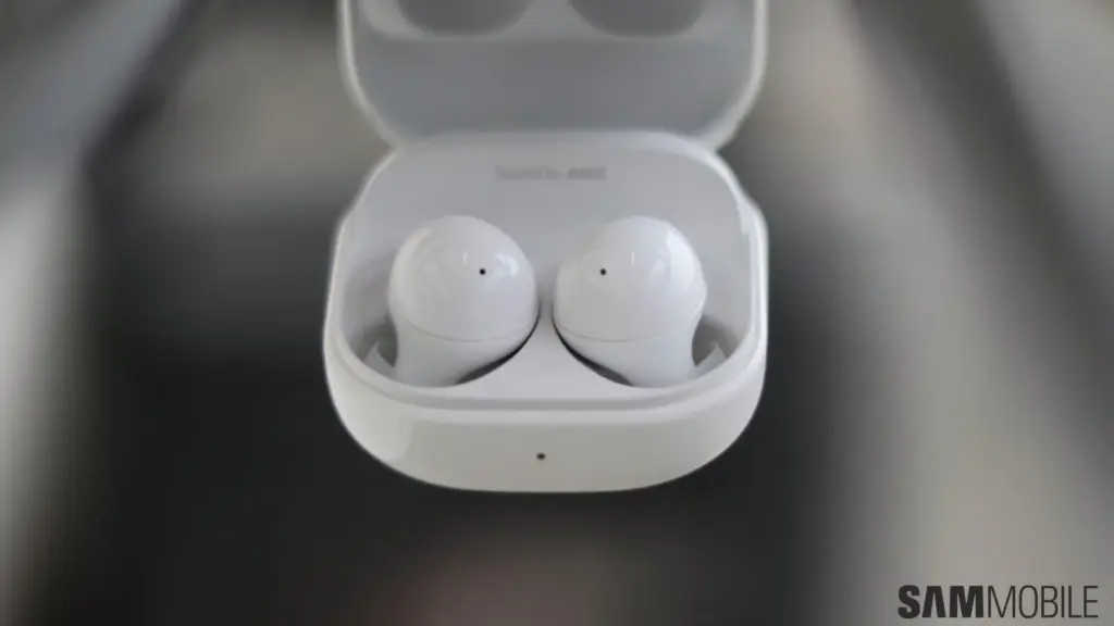 Galaxy buds 2 1.webp