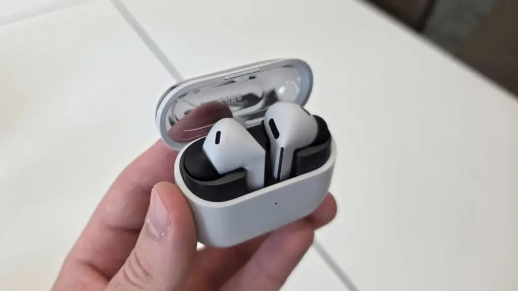 Galaxy buds 3 fe 10.webp
