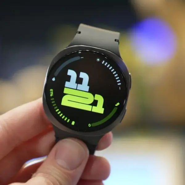 Samsung Galaxy Watch 8: Kényelmes okosóra tesztünk