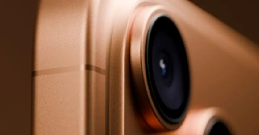 iPhone 17 Pro: 48 MP lencsék, 8× zoom, kétkamerás videó
