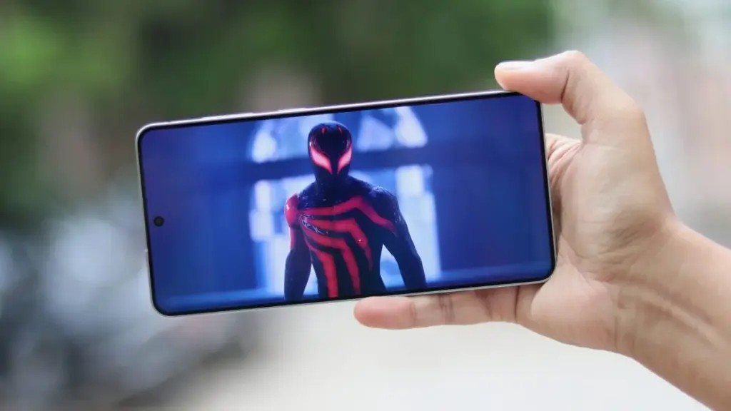 Galaxy s25 edge review 7.webp