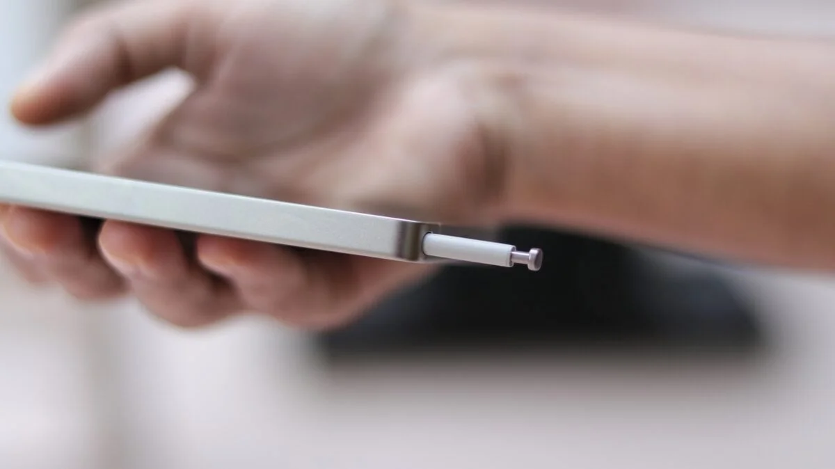 Galaxy s25 ultra s pen.webp