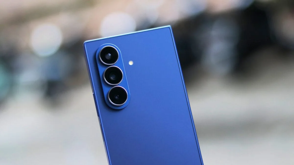 Galaxy z fold 7 camera 1.webp