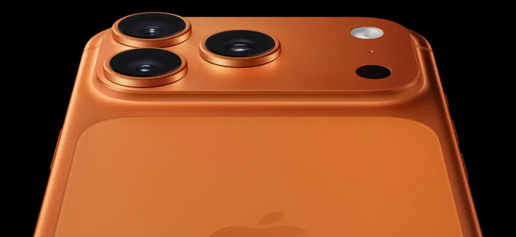 Iphone 17 pro cosmic orange.webp