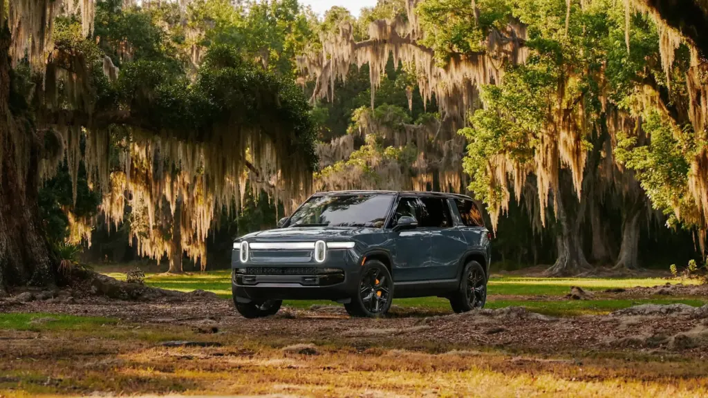 Rivian r1s v2.webp